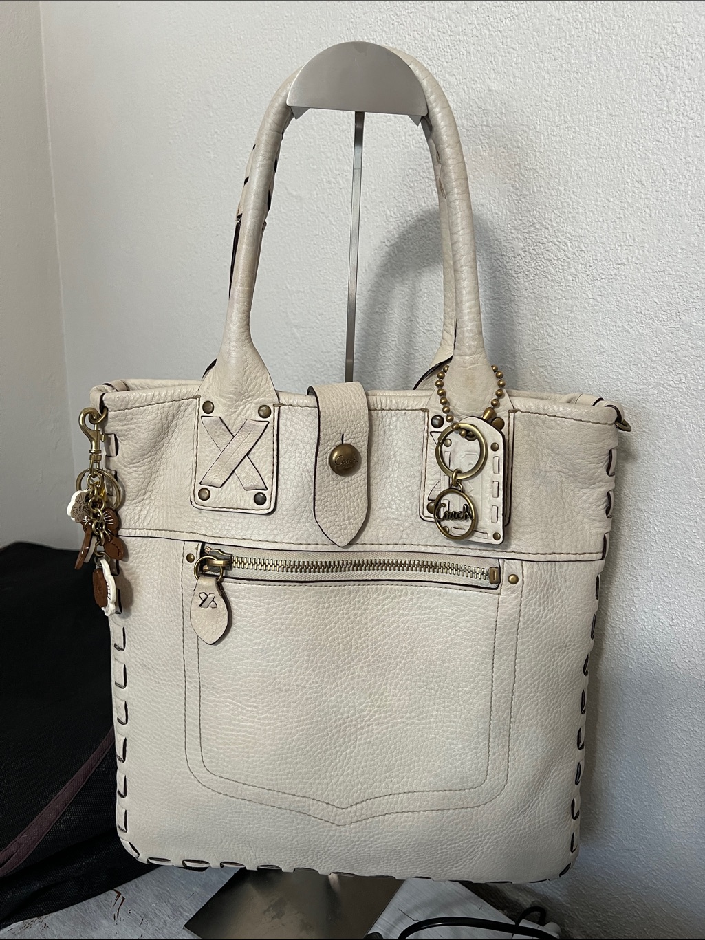 Coach Legacy Thompson Slim Tote Cream